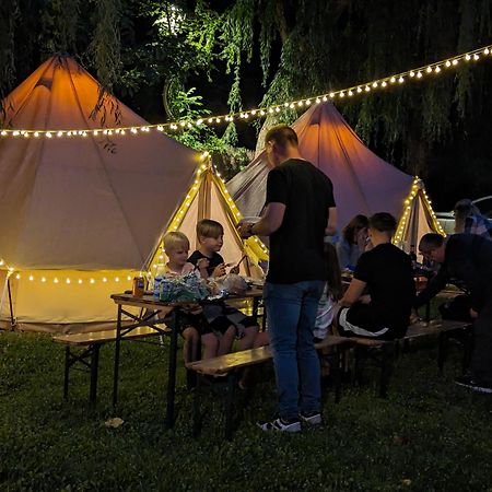 Camping Llavorsí Esterno foto