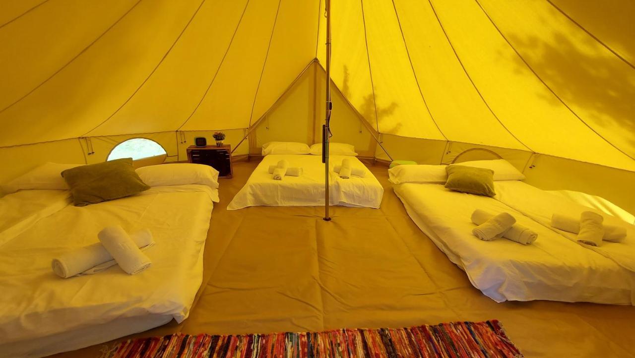 Camping Llavorsí Esterno foto